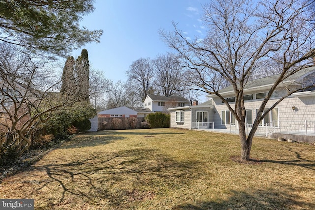 view of yard featuring fence