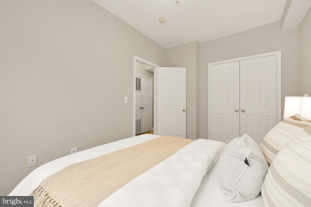 bedroom featuring a closet