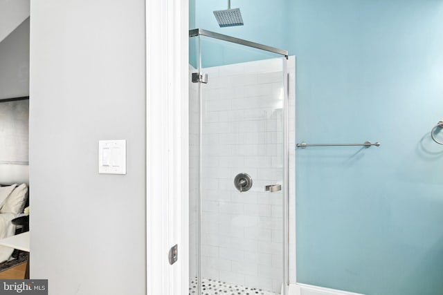 full bathroom featuring a stall shower