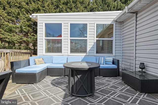 view of patio / terrace featuring an outdoor hangout area