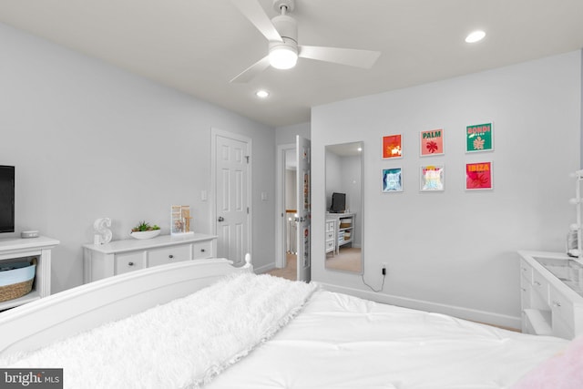 bedroom featuring recessed lighting, baseboards, and a ceiling fan