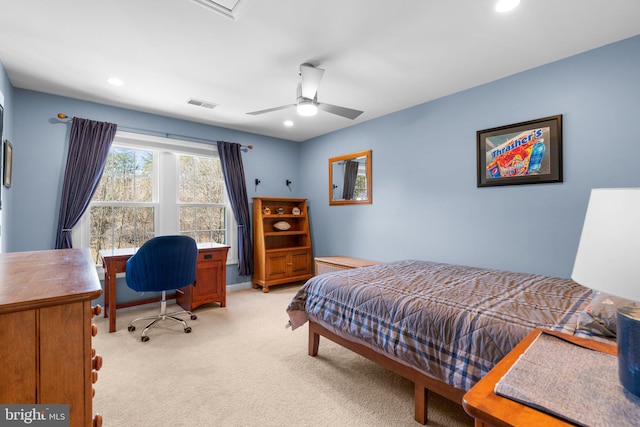 bedroom with visible vents, light carpet, recessed lighting, baseboards, and ceiling fan