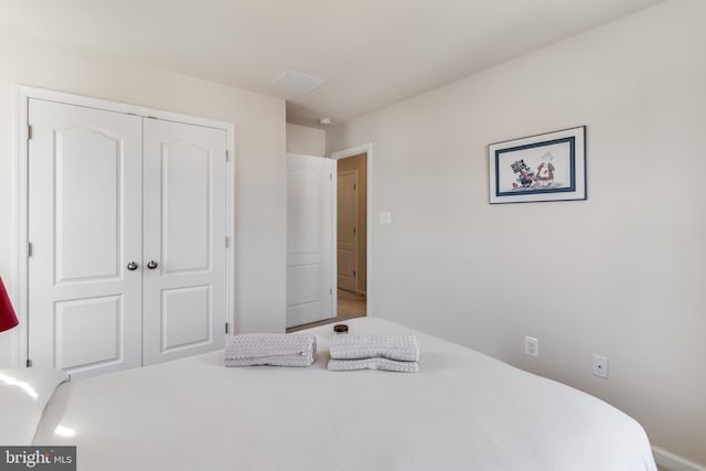 bedroom with a closet