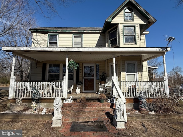 view of front facade featuring covered porch