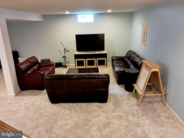 1392 Hickory Hill Rd, Chadds Ford, PA 19317 - carpeted living area featuring baseboards and recessed lighting