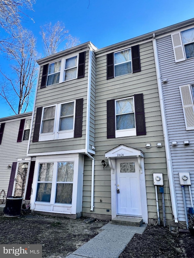 view of townhome / multi-family property