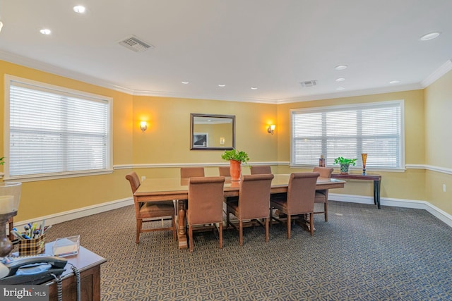 dining room with recessed lighting, baseboards, visible vents, and ornamental molding