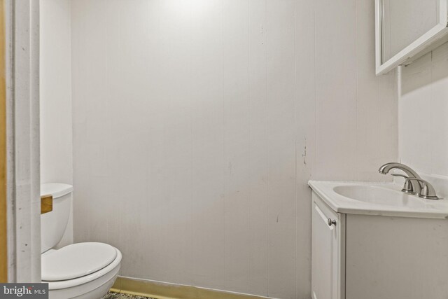 4513 E Stiles St, Philadelphia, PA 19124 - half bathroom with toilet and vanity