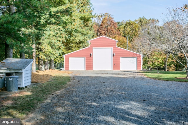 view of detached garage