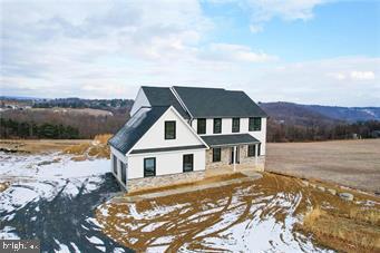 view of modern farmhouse