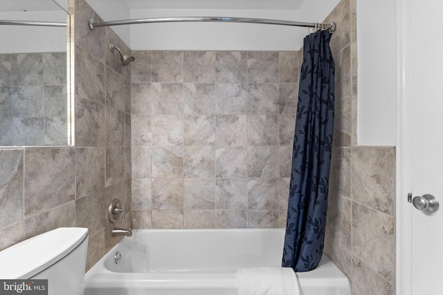 2601 Pennsylvania Ave Unit 952, Philadelphia, PA 19130 - bathroom featuring shower / tub combo and toilet
