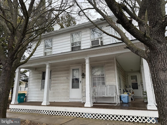 view of front of property with covered porch