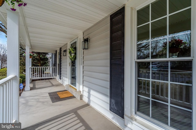 view of patio featuring covered porch