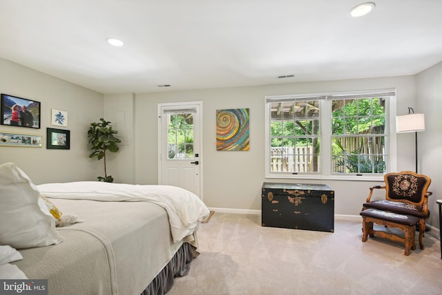 bedroom featuring carpet floors, visible vents, baseboards, and recessed lighting