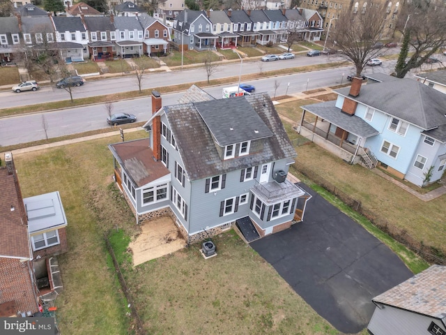 bird's eye view with a residential view