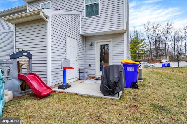 exterior space with a lawn