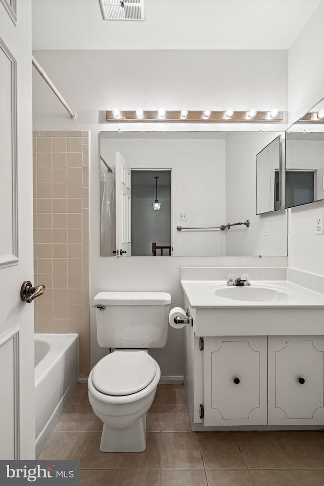 4504 Little River Run Dr, Annandale, VA 22003 - full bath featuring tile patterned floors, vanity, and toilet