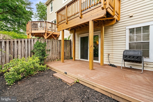 4504 Little River Run Dr, Annandale, VA 22003 - deck with a fenced backyard