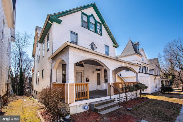 view of front of property featuring a porch