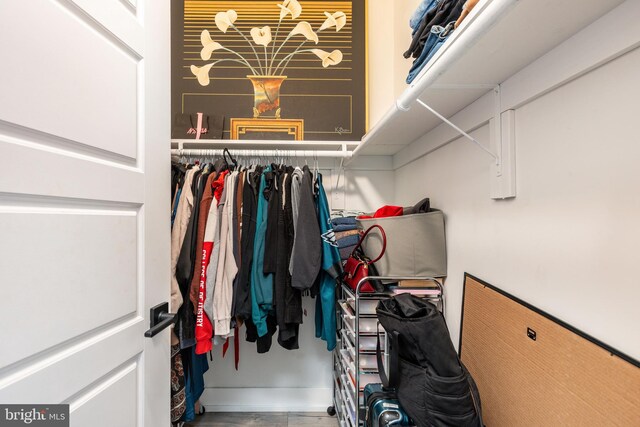 2525 N Hancock St, Philadelphia, PA 19133 - view of walk in closet