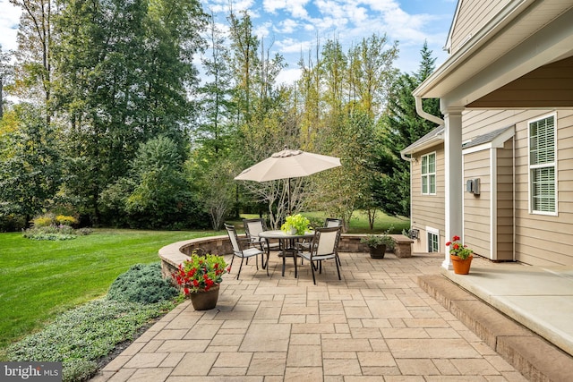 view of patio featuring outdoor dining space