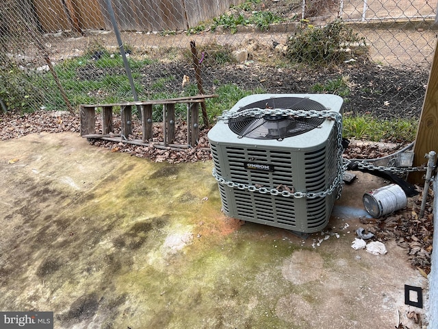 details with central AC and fence