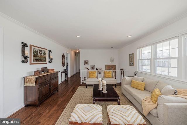 living area with baseboards, dark wood-type flooring, recessed lighting, and crown molding