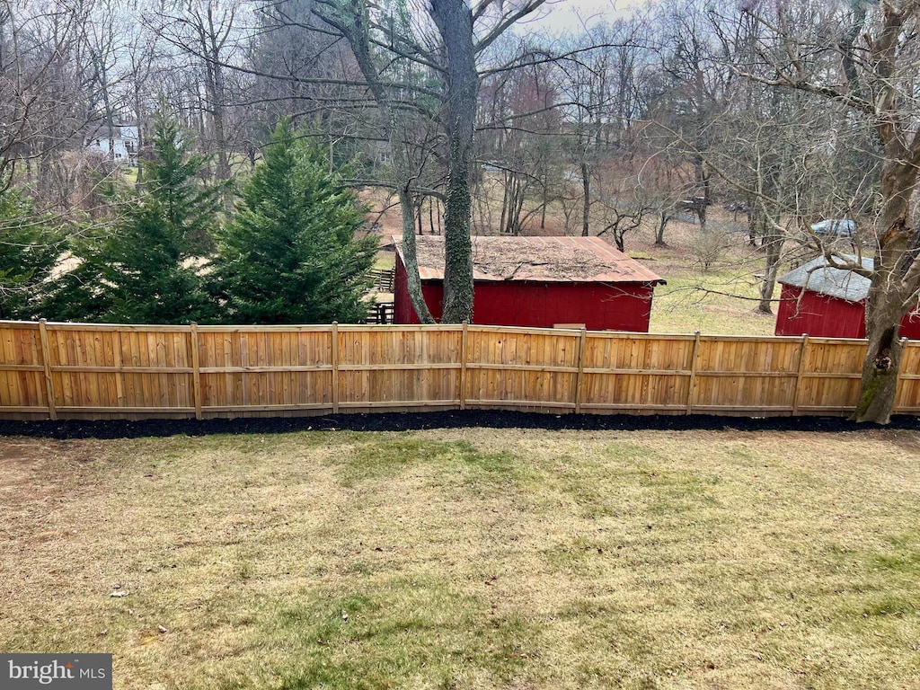 view of yard with fence