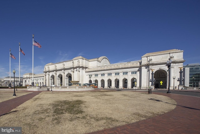 view of building exterior