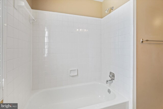 full bathroom with bathtub / shower combination