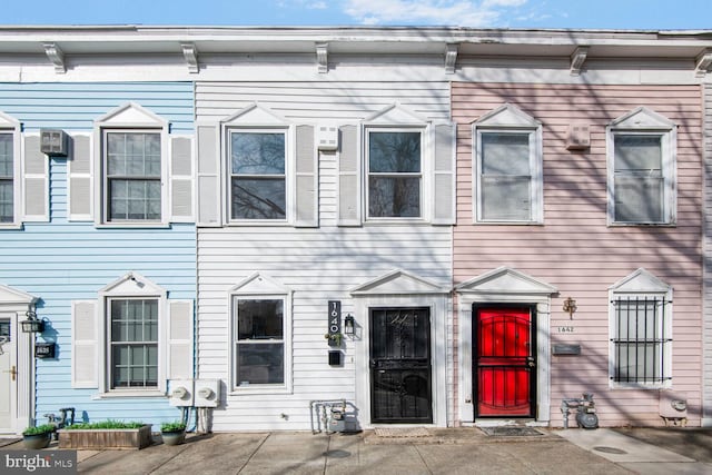 view of townhome / multi-family property