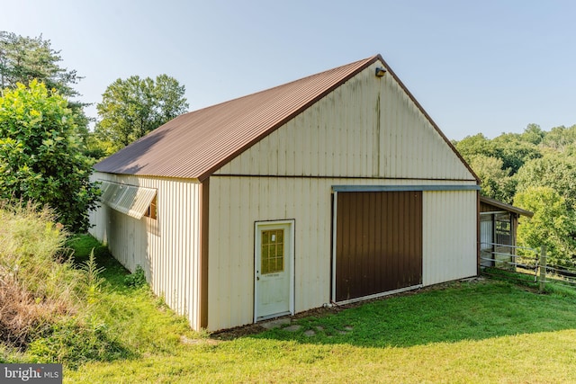 garage featuring fence