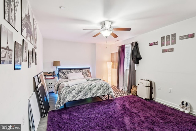 bedroom featuring a ceiling fan