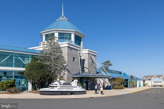 view of building exterior