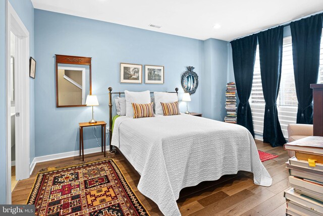 4451 River Ridge Court, Philadelphia, PA 19129 - bedroom with recessed lighting, visible vents, wood-type flooring, and baseboards