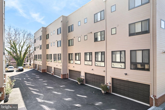 4451 River Ridge Court, Philadelphia, PA 19129 - view of building exterior