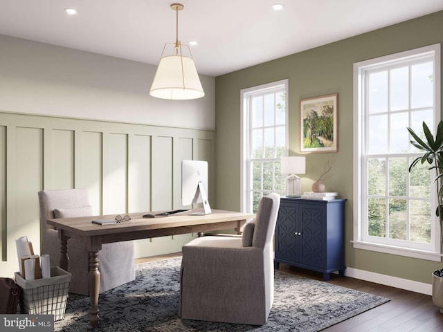 office featuring baseboards, plenty of natural light, wood finished floors, and recessed lighting