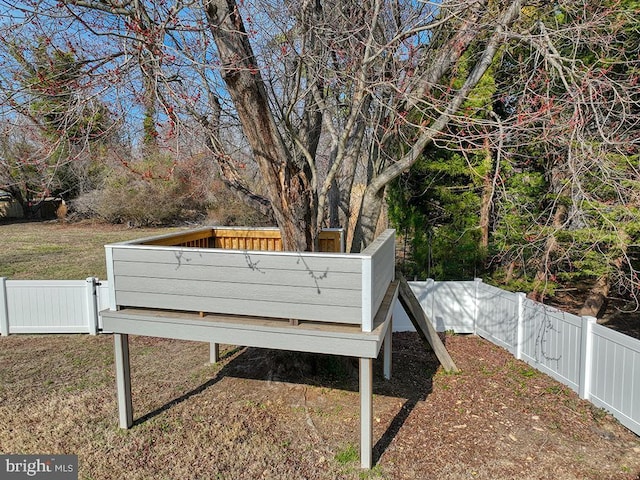 exterior space featuring a fenced backyard