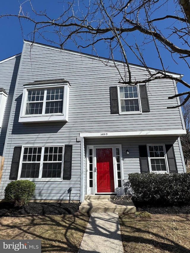 view of front of property