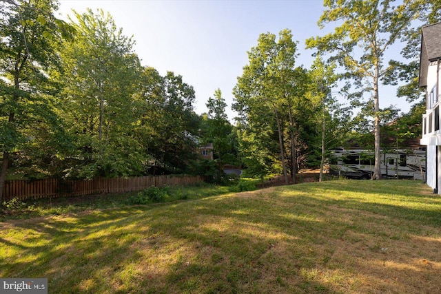 view of yard featuring fence