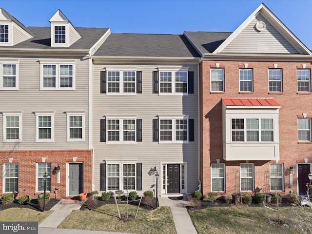 view of townhome / multi-family property