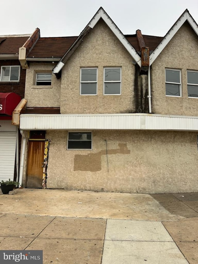 multi unit property with stucco siding