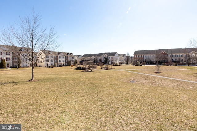 view of yard with a residential view