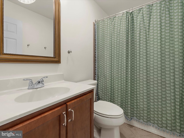 8512 Pine Springs Dr, Severn, MD 21144 - bathroom featuring tile patterned flooring, toilet, vanity, and a shower with curtain