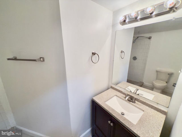 11732 Stonegate Ln, Columbia, MD 21044 - bathroom with a tile shower and vanity