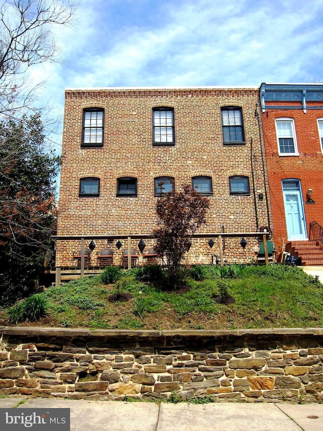 view of building exterior