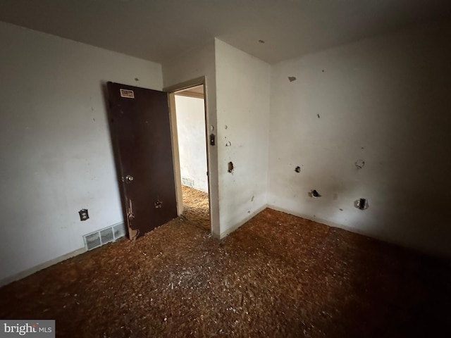 laundry room with visible vents