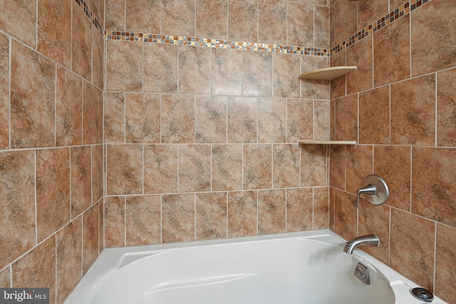 interior details with shower / bathing tub combination