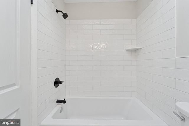 bathroom featuring shower / tub combination