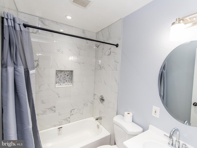 full bath featuring shower / bath combination with curtain, recessed lighting, visible vents, toilet, and vanity